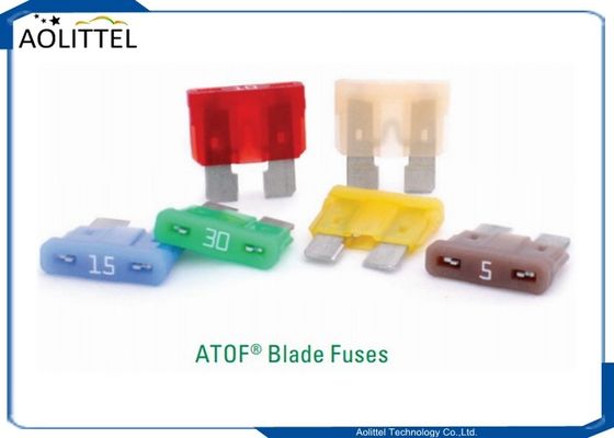 qualité  PA66 Auto Blade Fuse , Automotive Industry ATOF 32V Series ATOF Medium Blade Fuse Rated 32V 1-40A Replaces 257 ATO usine