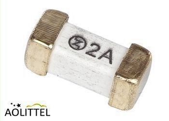 le fil 6125 2410 1808 en or lent à retard de temps d'avance de coup du fusible 250V 2A de bâti de Suface d'air a plaqué
