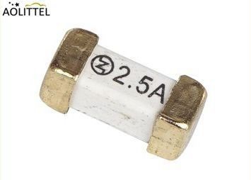 le fil 6125 2410 1808 en or lent à retard de temps d'avance de coup du fusible 250V 2A de bâti de Suface d'air a plaqué