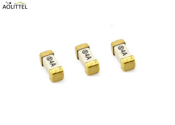Le coup rapide métrique 4 de l'équivalent 6125 du fusible SSQ 4 de bel 125 un bâti de surface de VCA 125 volts continu fond SFE1400 avec le ruban plaqué