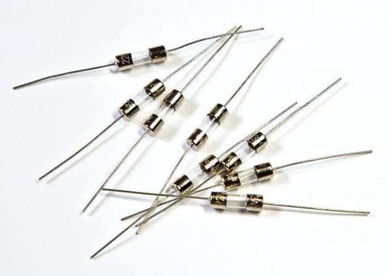 Le bas tube en verre à sorties axiales temporaire de rupture de fusible de Rapide-coup à C.A. 250V 3.15A 4x11mm de capacité avec VDE CQC de cUL d'UL a approuvé