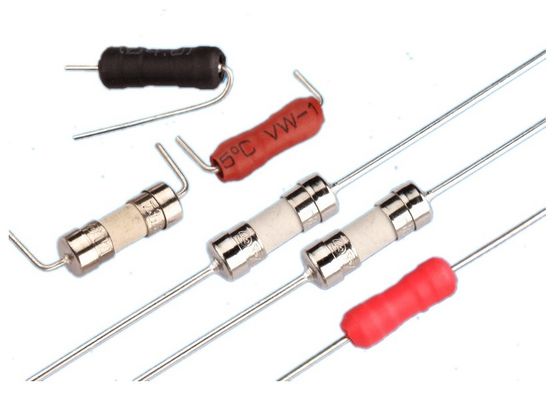 Fusible à cartouche miniature 250V 3.6x10mm 5x20mm de coup du CEI de fusible en céramique 6x30mm rapide standard de tube 5A pour l'éclairage divin