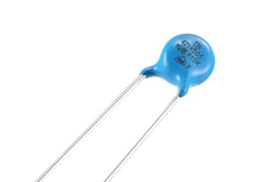L'UL a approuvé varistance passager d'amortisseurs de montée subite de ZNR 05D471K 5mm 470V 300VAC 385VDC 800A 0.1W 21J
