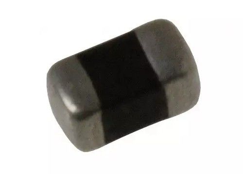 Varistance multicouche métrique de puce du bâti MLV MLCV SMD 1608 extérieurs MVR0603-8R0G 8V 30A pour la protection de montée subite
