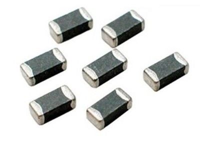 Hauts inducteurs multicouche conducteurs de puce de perle de ferrite de bobine de Q 0402 0603 0805 1206 1-300mA 0.047-100uH actuel Inductanc