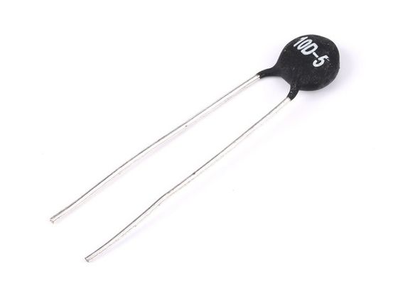 Par la puce MF72 10D-5 10Ohm 5mm de thermistance de la puissance NTC de trou 0.7A lancent la résistance négative de coefficient de température 6mW de 5mm