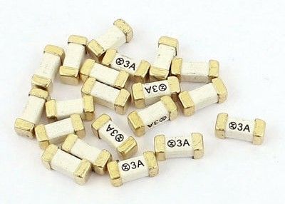 Type RÉGLÉ plaqué par argent UL en céramique du fusible 3A 125V 2.6mmx6.1mm PSE CSA de bâti de surface de la place lente SMD de coup