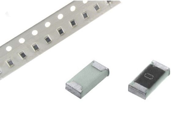 le type le fusible en céramique 0603 de 1.6x0.8x0.8mm CQ06LF de puce de cartouche 3 ampères 32Vdc jeûnent fusible extérieur temporaire de bâti